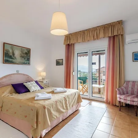 Casa de Férias Amazing Chrysanthi With Private Pool In Heraklion *