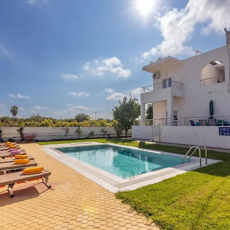 Casa de Férias Amazing Chrysanthi With Private Pool In Heraklion *